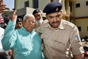 Ranchi: Former Bihar Chief Minister Lalu Prasad Yadav leaves special CBI court after being pronounced guilty in the fourth Dumka multi-crore fodder scam case, in Ranchi on Monday. PTI Photo (PTI3_19_2018_000049B)