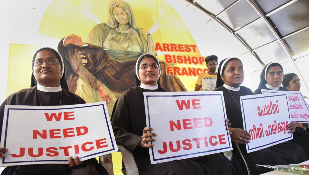 Kochi: Nuns protest against the delay in action on a Roman Catholic church bishop, who is accused of sexually exploiting a nun, in Kochi, Friday, Sept 14, 2018. (PTI Photo) (PTI9_14_2018_000087B)