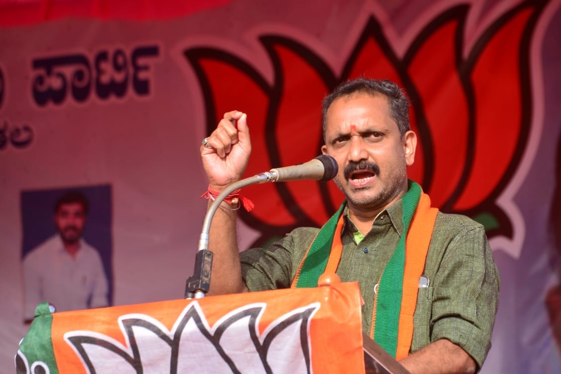 केरल भाजपा प्रमुख के ख़िलाफ़ उम्मीदवार को रिश्वत देने के आरोप में मामला दर्ज