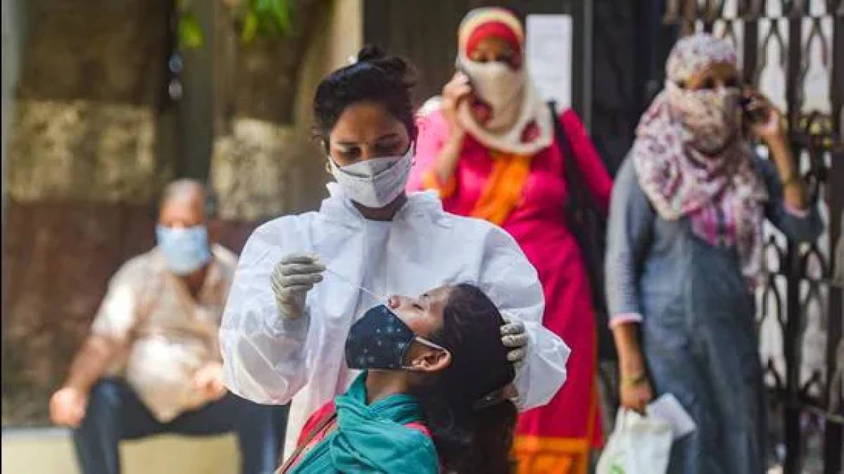 कोविड-19 संक्रमण के 14,348 नए मामले और केरल में आंकड़ों के मिलान के बाद 805 लोगों की मौत