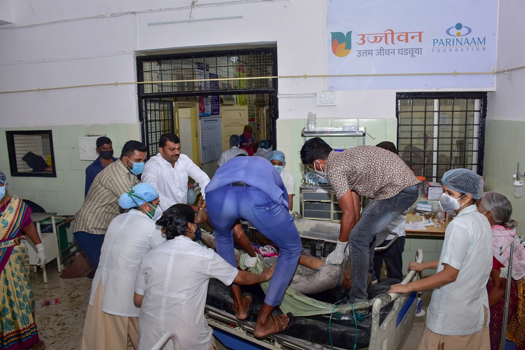 महाराष्ट्र: अहमदनगर के सरकारी अस्पताल में आग लगने से 11 कोविड मरीज़ों की मौत