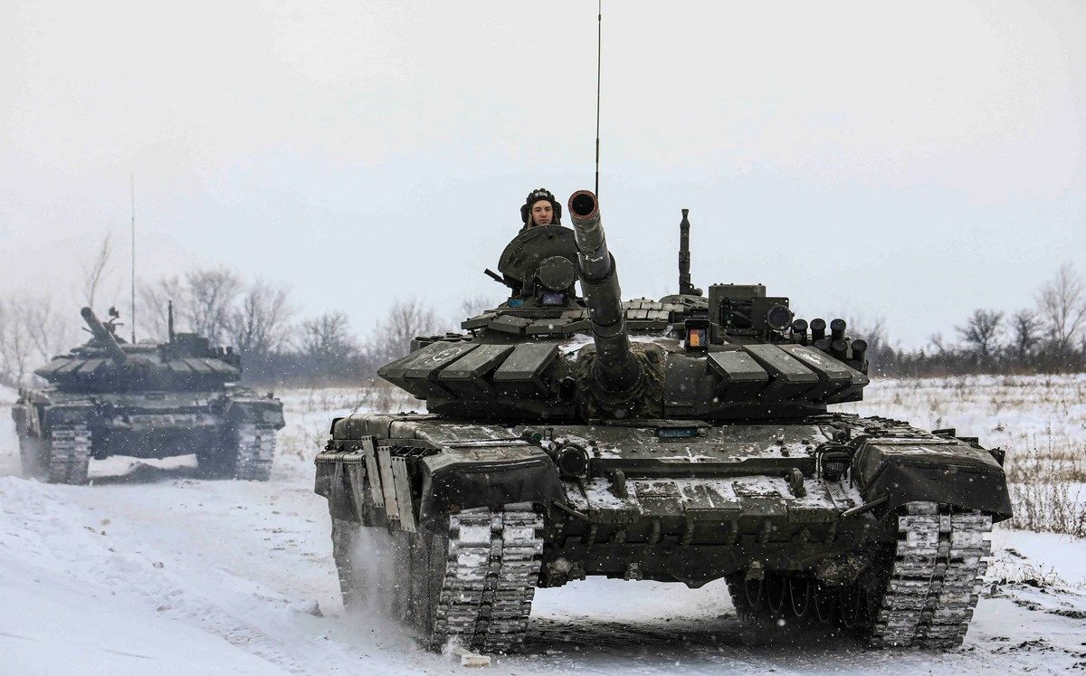 रूस ने यूक्रेन पर किया हमला, रूसी राष्ट्रपति पुतिन ने अमेरिका और नाटो को चेताया