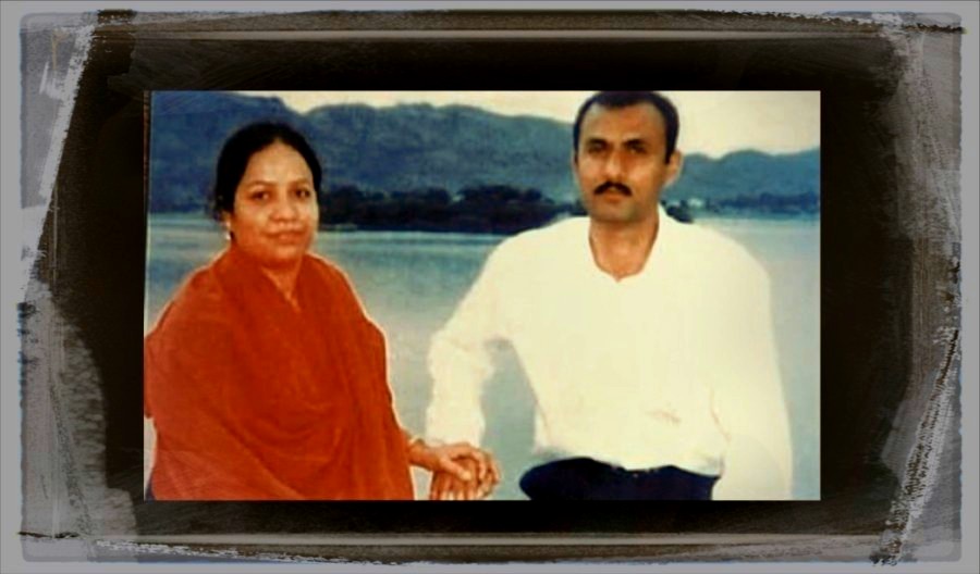 सोहराबुद्दीन शेख़ और उनकी पत्नी कौसर बी (फाइल फोटो)