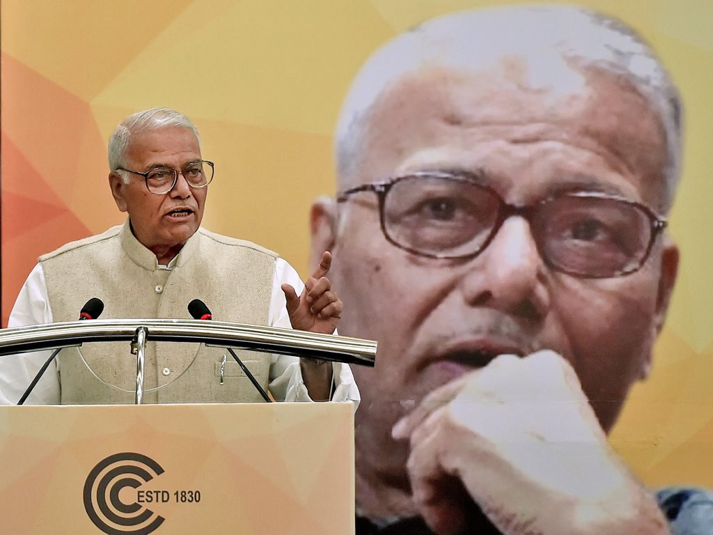 Kolkata: BJP leader Yashwant Sinha speaks during a panel discussion and an interactive session on an analysis of Union Budget 2018-19, in Kolkata on Tuesday. PTI Photo by Swapan Mahapatra (PTI2_6_2018_000178B)