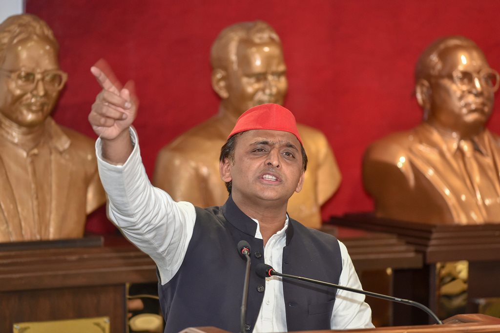 Lucknow: Samajwadi Party chief Akhilesh Yadav addresses a press conference at the Party headquarters, in Lucknow on Saturday, July 14, 2018. (PTI Photo/Nand Kumar) (PTI7_14_2018_000091B)
