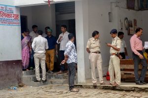 Muzaffarpur: Central Bureau of Investigation (CBI) along with the officers of Central Forensic Science Laboratory (CFSL) investigate the shelter home, where 34 minor girls were allegedly raped, in Muzaffarpur on Saturday, Aug 11, 2018. (PTI Photo) (PTI8_11_2018_000174B)