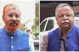 Ahmedabad: Former police officer DG Vanzara and NK Amin arrives at a special CBI court for a hearing in the alleged fake encounter case of Ishrat Jahan and others, in Ahmedabad on Tuesday, August 07, 2018. CBI court today rejected the discharge applications of former Gujarat Police officers D G Vanzara and N K Amin in the said case. (PTI Photo/Santosh Hirlekar) (Story no LGB4)(PTI8_7_2018_000172B)