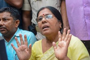 Patna: Former Bihar Social Welfare Minister Manju Verma addresses a press after resigning over allegations against her husband, who is accused of his links with the Muzaffarpur shelter rape case, in Patna on Wednesday, Aug 8, 2018. (PTI Photo) (PTI8_8_2018_000218B)