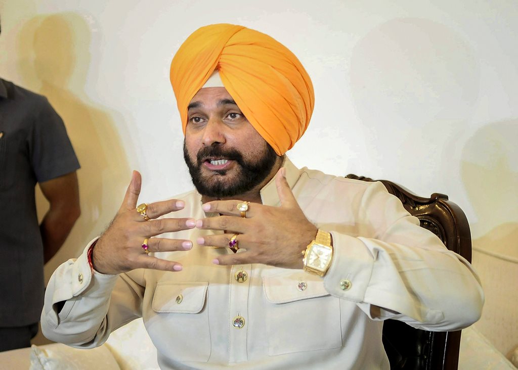 Chandigarh: Punjab Cabinet Minister Navjot Singh Sidhu during a press conference in Chandigarh on Tuesday, Aug 21, 2018. (PTI Photo) (PTI8_21_2018_000094B)