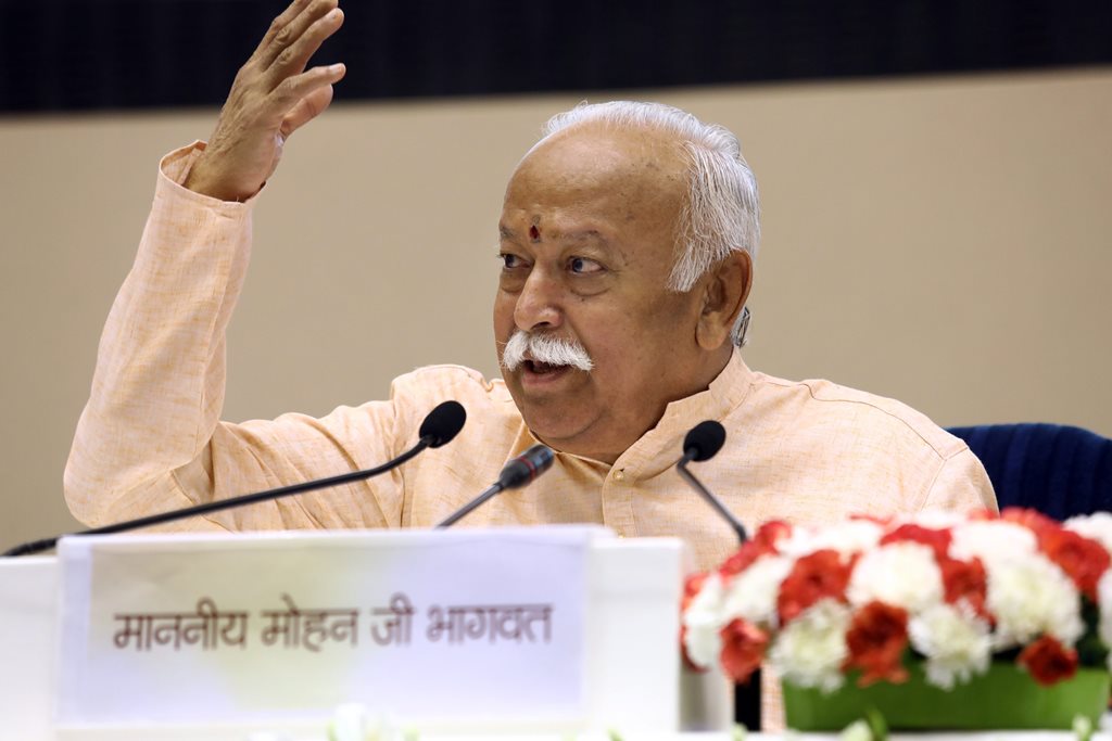 New Delhi: RSS chief Mohan Bhagwat speaks on the last day at the event titled 'Future of Bharat: An RSS perspective', in New Delhi, Wednesday, Sept 19, 2018. (PTI Photo) (PTI9_19_2018_000185B)