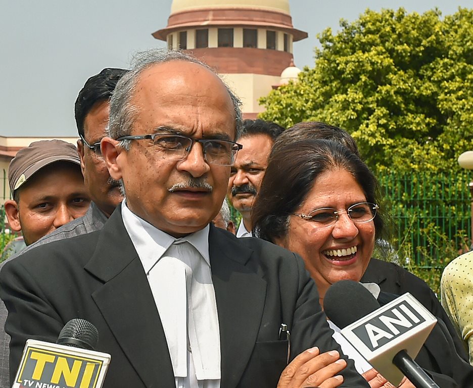 New Delhi: Supreme Court lawyer Prashant Bhushan addresses the media, at Supreme Court premises in New Delhi, Thursday, Sept 6, 2018. The Supreme Court on Thursday extended till September 12, the house arrest of five rights activists in connection with the violence in Koregaon-Bhima in the west central state of Maharashtra. (PTI Photo/Kamal Kishore) (PTI9_6_2018_000097B)