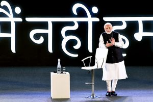 New Delhi: Prime Minister, Narendra Modi interacting with the IT electronic manufacturing Professionals on Self4Society, at the launch of the “Main Nahin Hum” Portal & App, in New Delhi, Wednesday, Oct 24, 2018. (PIB Photo via PTI)(PTI10_24_2018_000203B)