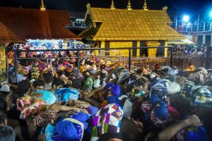 Sabarimala: Devotees arrive to pay obeisance at Lord Ayyappa Temple in Sabarimala, Thursday, October 18, 2018. (PTI Photo) (PTI10_18_2018_000031B)
