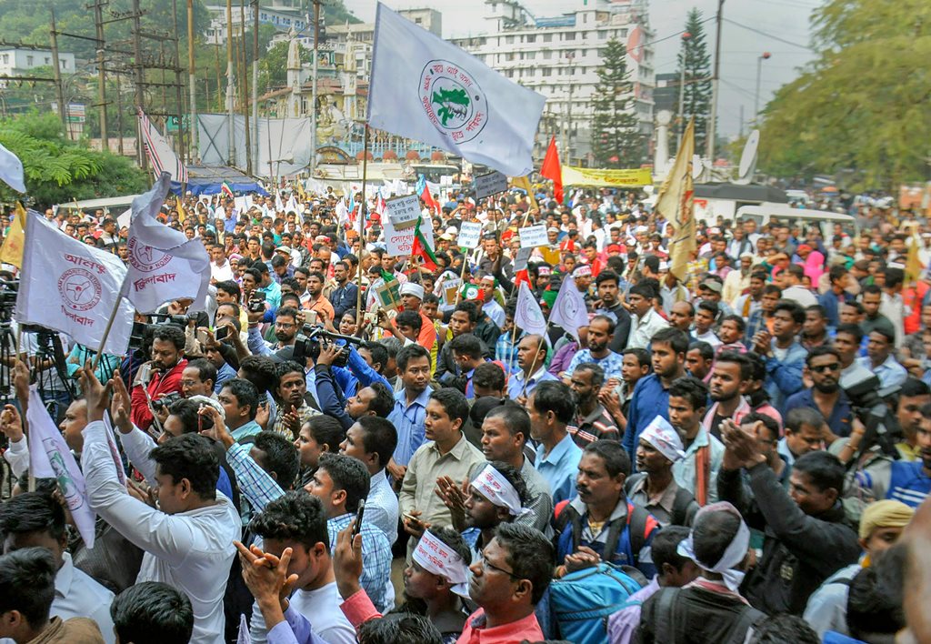 Guwahati: Krishak Mukti Sangram Samiti activists stage a protest against the Citizenship Amendment Bill 2016 at Ganeshguri, in Guwahati, Friday, Nov. 16, 2018. (PTI Photo) (PTI11_16_2018_000017B)