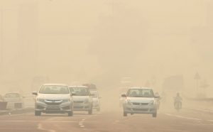 New Delhi: Commuters drive through heavy smog, a day after Diwali celebrations, in New Delhi, Thursday, Nov 08, 2018. According to the officials, Delhi recorded its worst air quality of the year the morning after Diwali as the pollution level entered 'severe-plus emergency' category due to the rampant bursting of toxic firecrackers. (PTI Photo/Ravi Choudhary)(PTI11_8_2018_000035B)