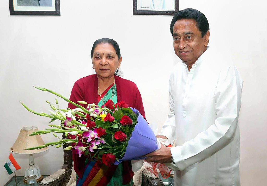 Bhopal: Congress leader Kamal Nath meets Madhya Pradesh Governor Anandiben Patel who invited him to form the new government in the state, at Raj Bhawan in Bhopal, Friday, Dec 14, 2018. (PTI Photo) (PTI12_14_2018_000088)
