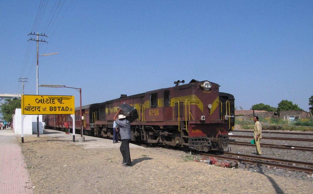 (फोटो साभार: India Rail Info/VIC Lines)