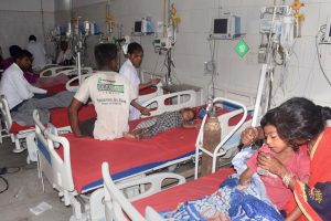 Muzaffarpur: Children showing symptoms of Acute Encephalitis Syndrome (AES) being treated at a hospital in Muzaffarpur, Saturday, June 15, 2019. Four more children died Friday in Bihar's Muzaffarpur district reeling under an outbreak of brain fever, taking the toll to 57 this month (PTI Photo)(PTI6_15_2019_000045B)