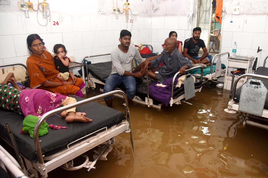 Patna: Waterlogging at a ward of Nalanda Medical College and Hospital (NMCH) after heavy monsoon rains in Patna, Saturday,Sept. 28, 2019. (PTI Photo)(PTI9_28_2019_000040B)
