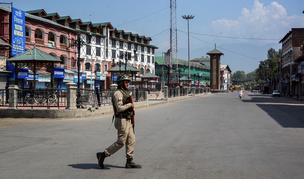 Srinagar: Security personnel patrols a deserted street at Lal Chowk on the 33rd day of strike and restrictions imposed after the abrogration of Article of 370 and bifurcation of state, in Srinagar, Friday, Sept. 6, 2019. (PTI Photo) (PTI9_6_2019_000065B)