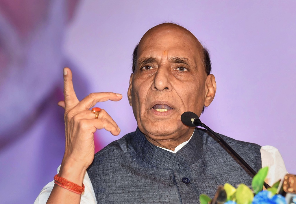 Patna: Union Defence Minister and senior BJP leader Rajnath Singh speaks during the party's Jan Jagran programme on removal of Article 370, in Patna, Sunday, Sept. 22, 2019. (PTI Photo) (PTI9_22_2019_000057B)