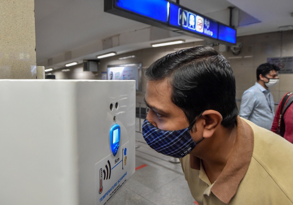 New Delhi: Handsfree thermal screening device installed at Rajiv Chowk station as part of preparations ahead of the resumption of Delhi Metro services from Sept. 7 with restrictions, in New Delhi, Thursday, Sept. 3, 2020. (PTI Photo/Ravi Choudhary)(PTI03-09-2020 000049B) 