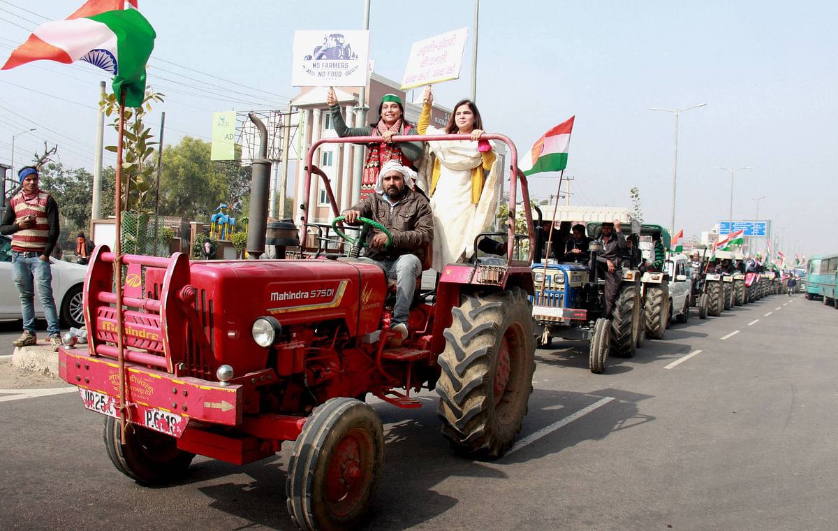 Farmers conduct tractor rally rehearsal ahead of Republic Day, in support of the farmers protests against the three farm laws, in Gurugram, Wednesday, January 20, 2021. Photo: PTI