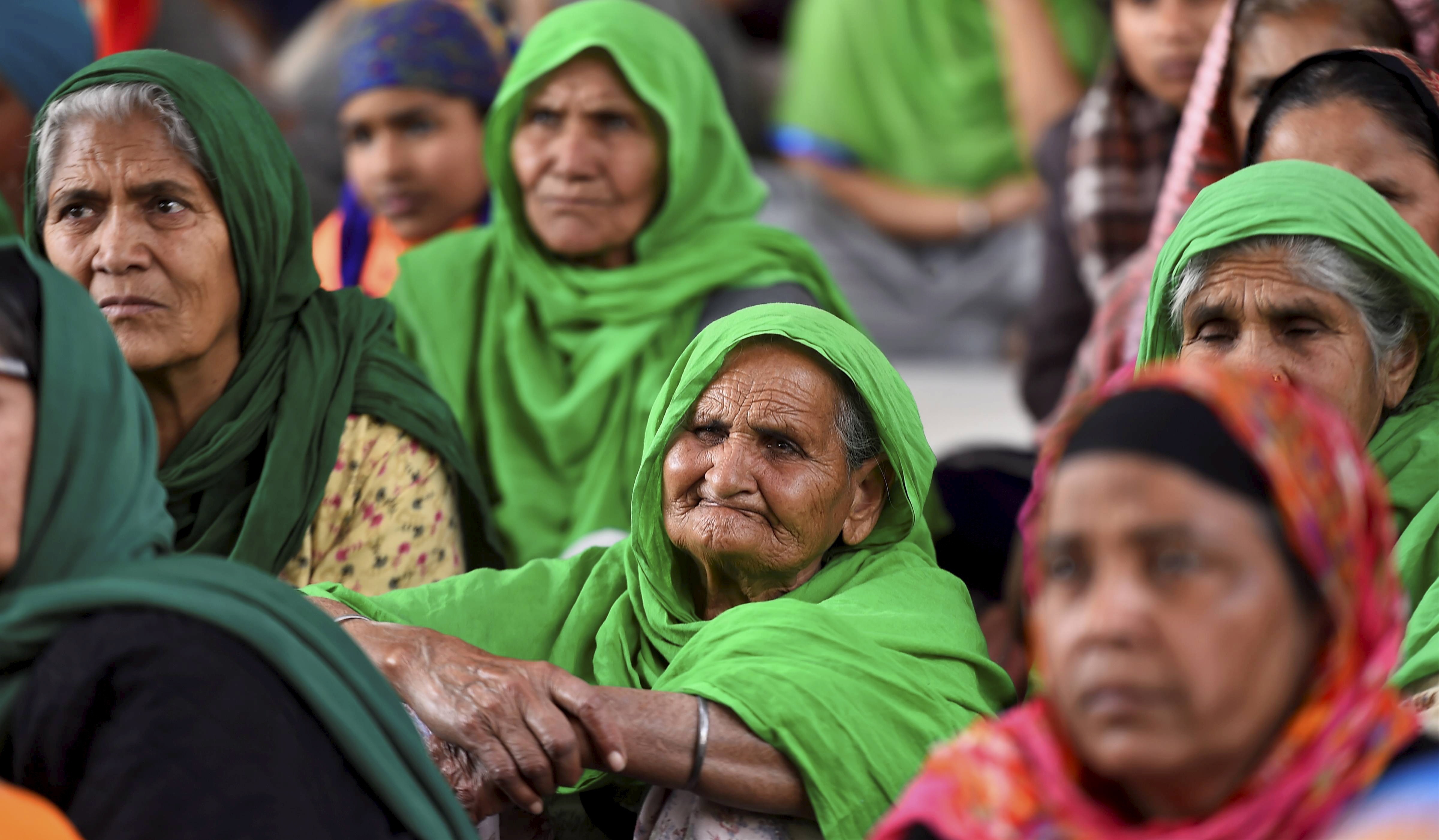 New Delhi: Women at Singhu border during farmers' ongoing protest against farm reform laws, in New Delhi, Monday, Feb. 1, 2021. (PTI Photo/Kamal Singh)(PTI02_01_2021_000195B)