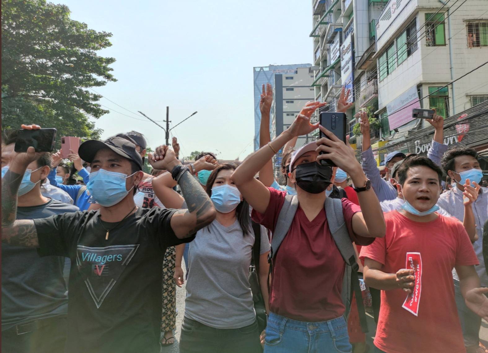 म्यामांर में तख्तापलट के बाद विरोध प्रदर्शनों को रोकने के लिए इंटरनेट बंद कर दिया गया था. (फोटो: रॉयटर्स)