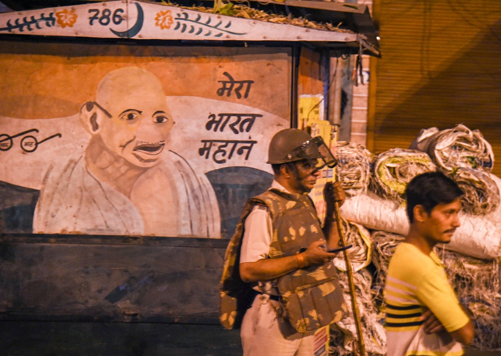 दिल्ली: जहांगीरपुरी में हनुमान जयंती पर हुई सांप्रदायिक झड़प के बाद 14 लोग गिरफ़्तार