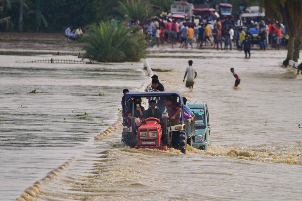 असम में बाढ़ से लगभग दो लाख लोग प्रभावित हुए, पांच लोगों की मौत