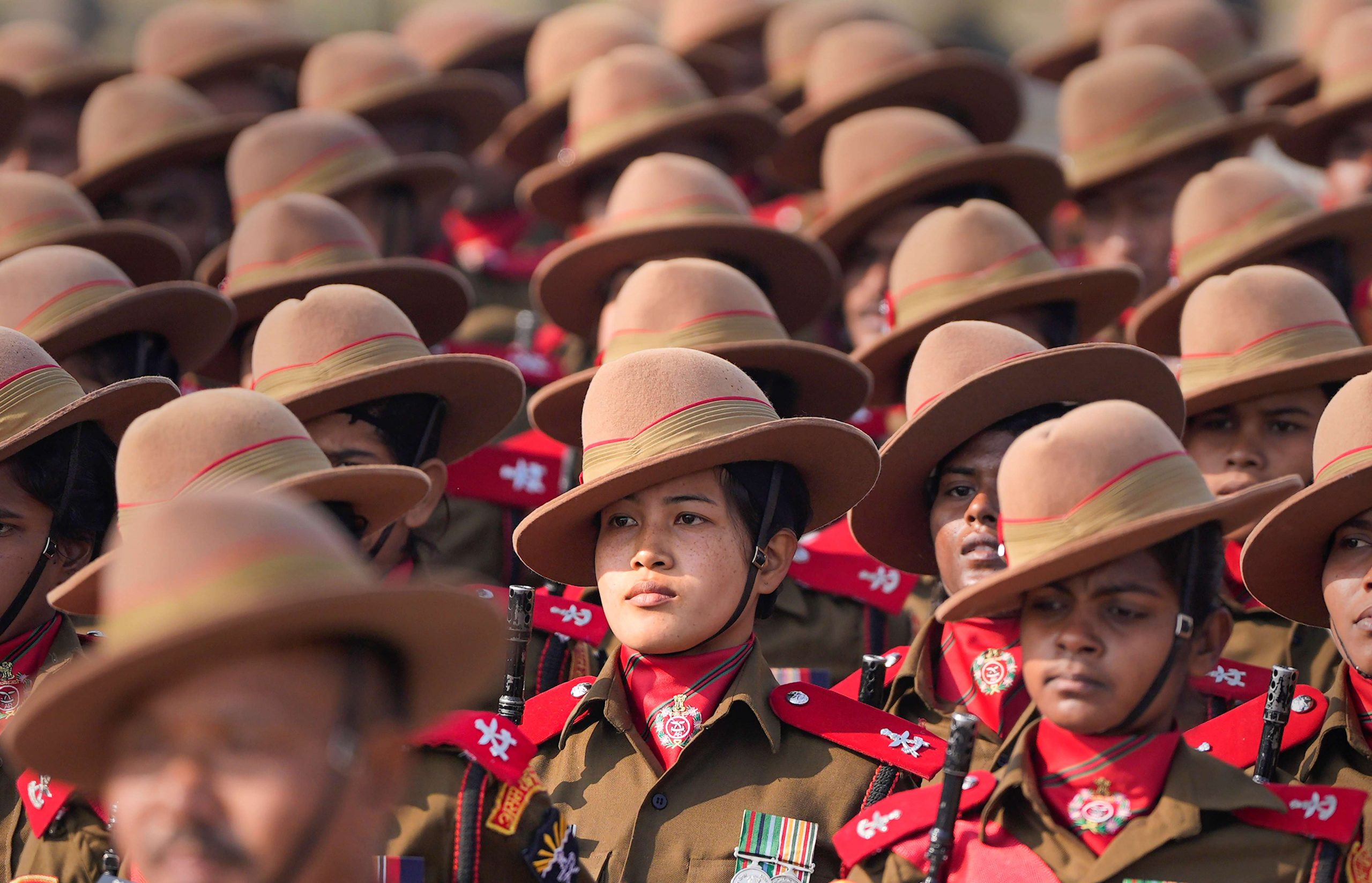 सरकार ने आर्टिलरी में महिला अधिकारियों को शामिल करने के सेना के प्रस्ताव को मंज़ूरी दी